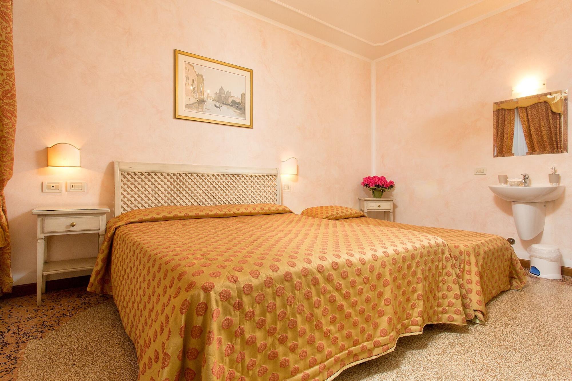 Bed and Breakfast Casa Mimma Венеция Экстерьер фото