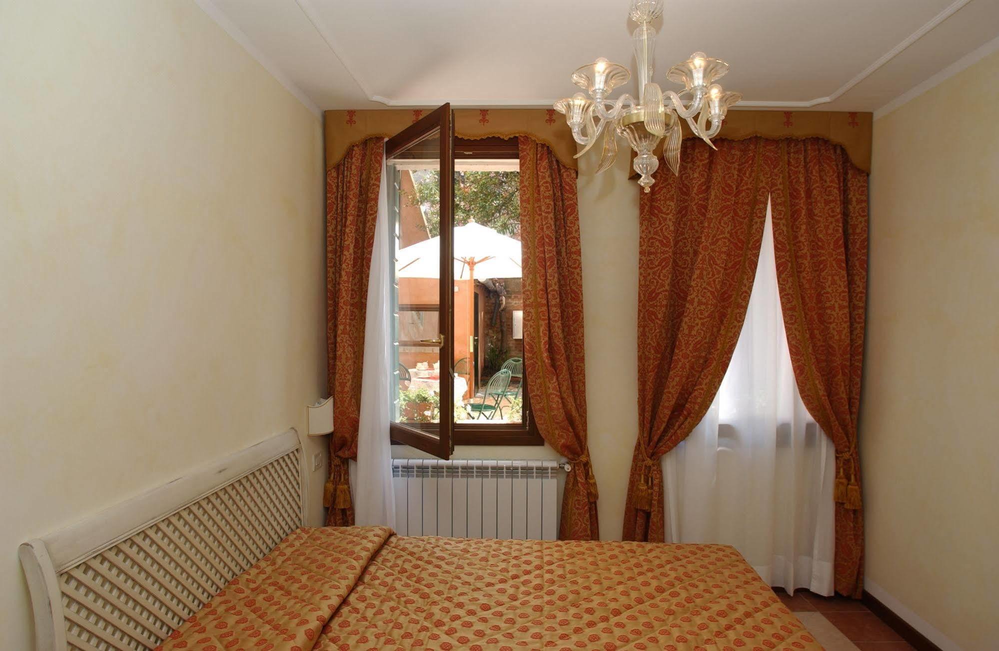 Bed and Breakfast Casa Mimma Венеция Экстерьер фото